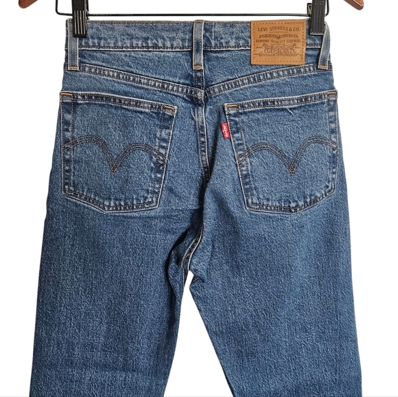 Levi's High-Rise Wedgie Straight Jeans Size 24 - Picture 4 of 10